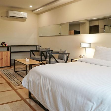 Roomy Signature Hotel, Islamabad Eksteriør bilde